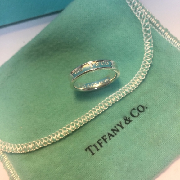 Tiffany & Co. Jewelry - ✨Authentic TIFFANY & CO. Concave Ring✨